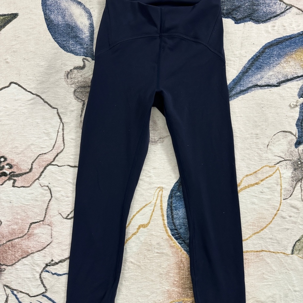 In still High Rise Tight Size 6 True Navy Lululemon